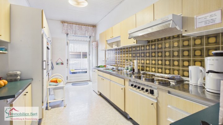 GRENZNÄHE LUXEMBURG: GERÄUMIGES WOHNHAUS MIT 5 SCHLAFZIMMER / 3 BÄDER / GARAGE UND GARTEN!