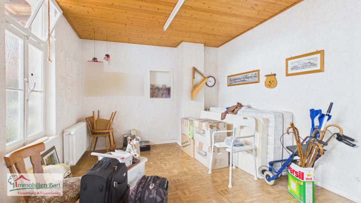 GRENZNÄHE LUXEMBURG: GERÄUMIGES WOHNHAUS MIT 5 SCHLAFZIMMER / 3 BÄDER / GARAGE UND GARTEN!