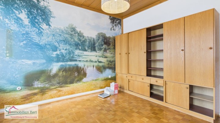 GRENZNÄHE LUXEMBURG: GERÄUMIGES WOHNHAUS MIT 5 SCHLAFZIMMER / 3 BÄDER / GARAGE UND GARTEN!