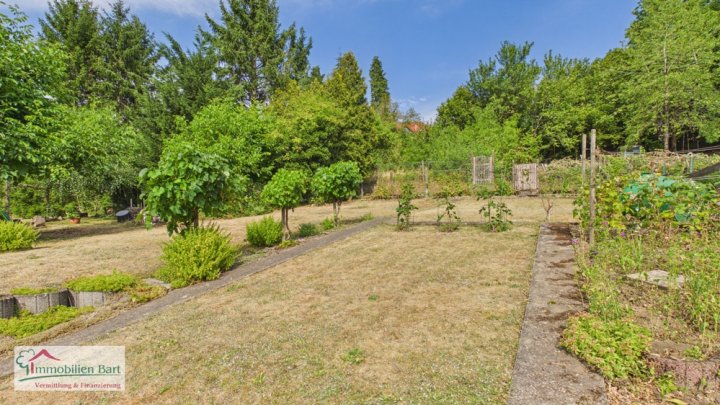 GRENZNÄHE LUXEMBURG: GERÄUMIGES WOHNHAUS MIT 5 SCHLAFZIMMER / 3 BÄDER / GARAGE UND GARTEN!