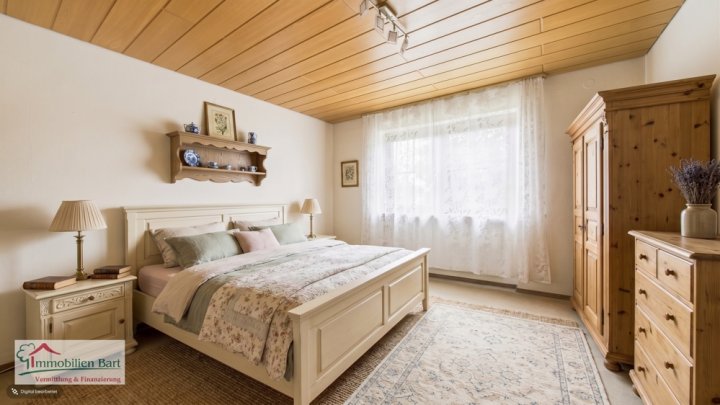 GEPFLEGTES WOHNHAUS MIT TOLLEM GARTEN!