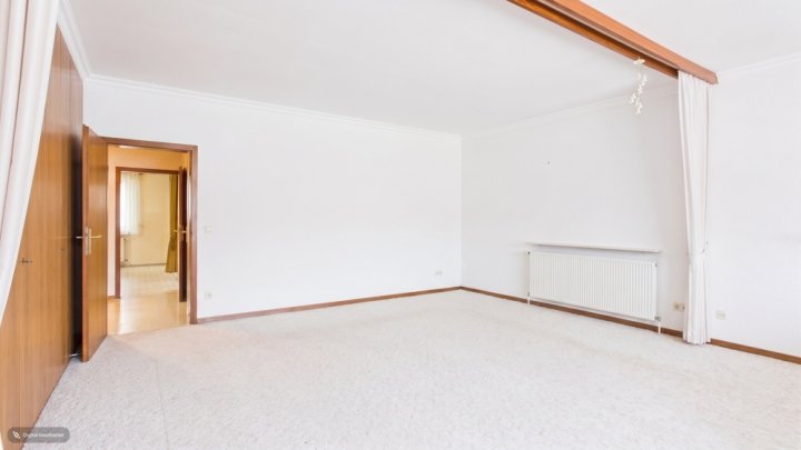 GEPFLEGTES WOHNHAUS MIT EINLIEGERWOHNUNG IN TOP LAGE VON METTLACH!
