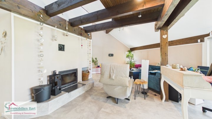 FREMERSDORF: ARCHITEKTENHAUS / EINLIEGERWOHNUNG / GARTEN / GARAGE!