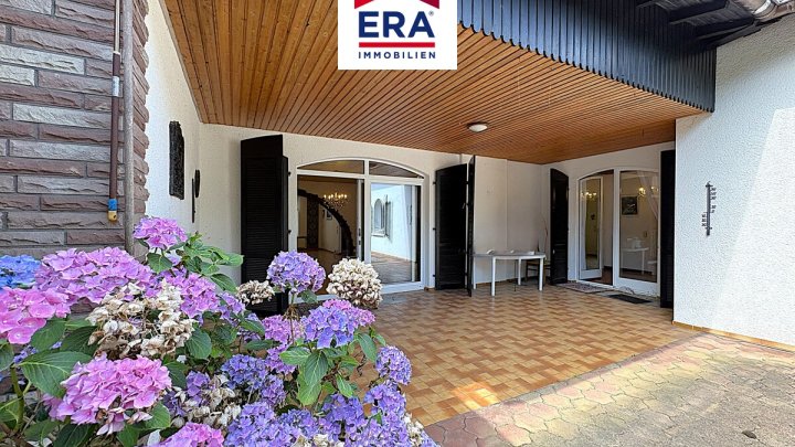EINFAMILIENHAUS, RUHIGE LAGE IN WADGASSEN-SCHAFFHAUSEN !