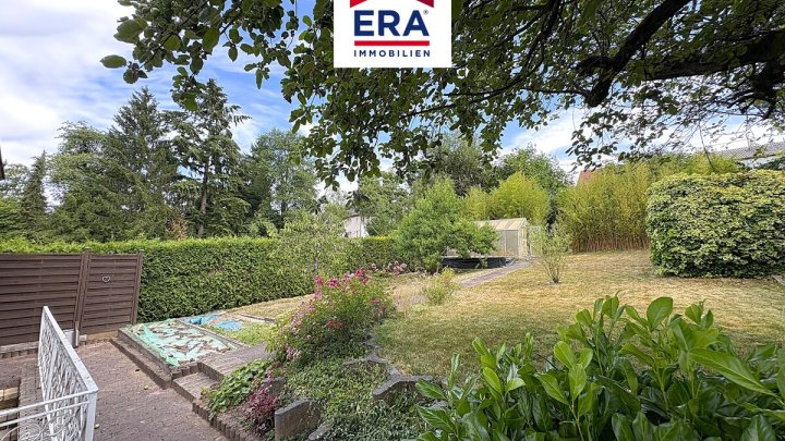 EINFAMILIENHAUS, RUHIGE LAGE IN WADGASSEN-SCHAFFHAUSEN !