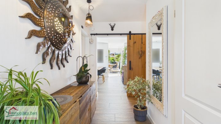 TRAUMHAUS IN WEISKIRCHEN: BUNGALOW MIT 3 SZ / 2 GARAGEN / TOLLER GARTEN!