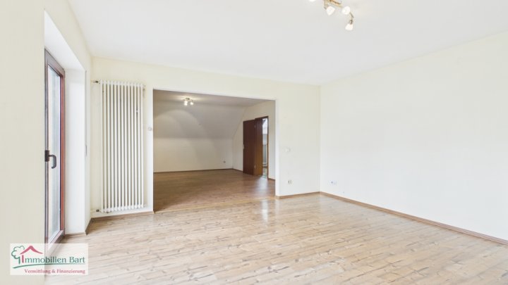 SOFORT VERFÜGBAR: WOHNHAUS MIT 2 WOHNEINHEITEN IN TOP LAGE VON ORSCHOLZ