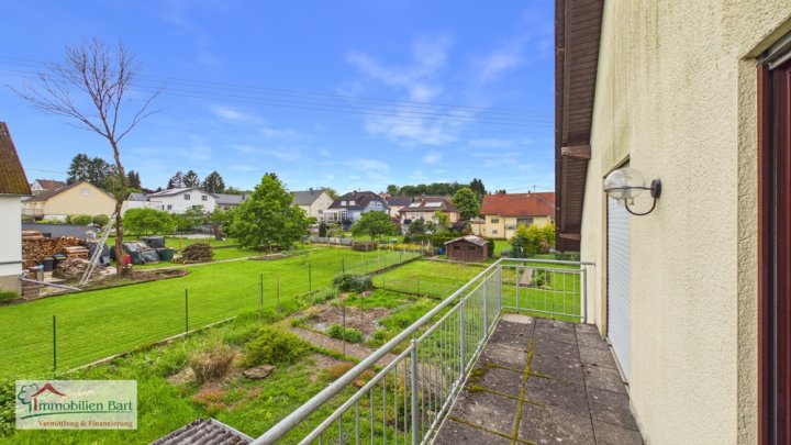 SOFORT VERFÜGBAR: WOHNHAUS MIT 2 WOHNEINHEITEN IN TOP LAGE VON ORSCHOLZ