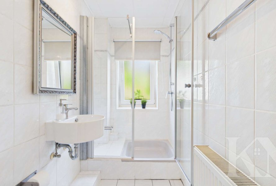 Badezimmer EG