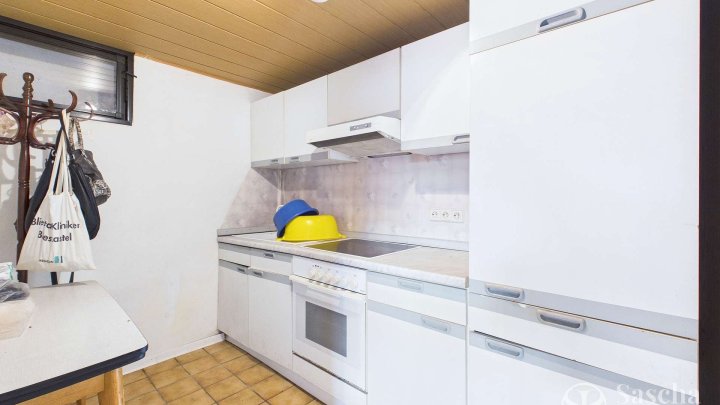 Charaktervolles Wohnhaus mit 3 Wohnebenen, Garten und Garage in ruhiger, gefragter Wohnlage