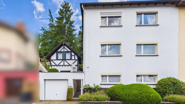 Charaktervolles Wohnhaus mit 3 Wohnebenen, Garten und Garage in ruhiger, gefragter Wohnlage