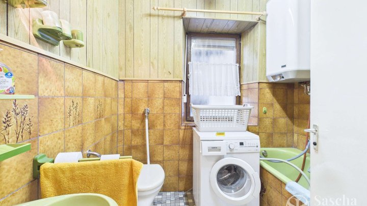 Charaktervolles Wohnhaus mit 3 Wohnebenen, Garten und Garage in ruhiger, gefragter Wohnlage