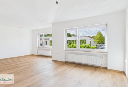 Wohn-/Esszimmer 