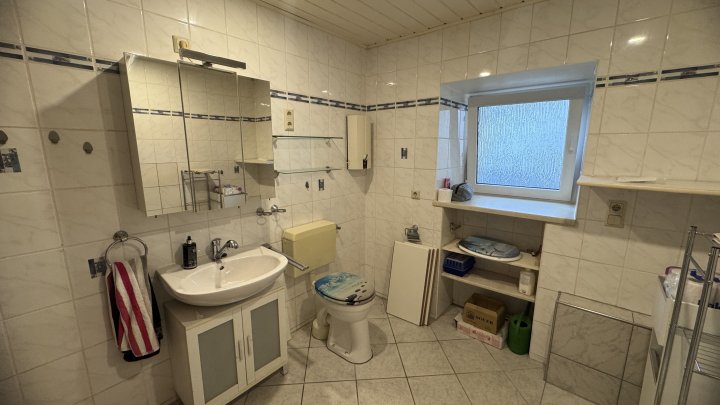 Charmantes Einfamilienhaus mit Garten und Entwicklungspotenzial in idyllischer Hunsrücklage