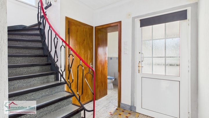 GRENZE L-REMICH: WOHNHAUS MIT BAUGRUNDSTÜCK