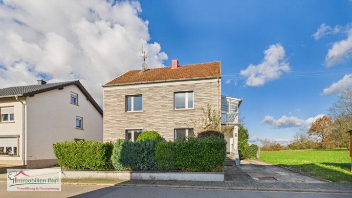GRENZE L-REMICH: WOHNHAUS MIT BAUGRUNDSTÜCK