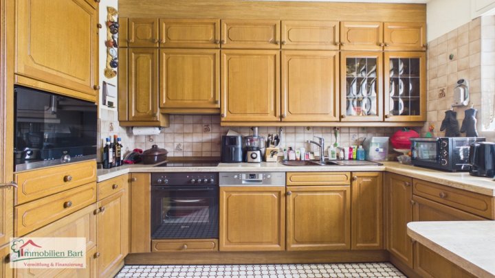 MERZIG-HILBRINGEN: CHARMANTES WOHNHAUS / PV-ANLAGE / GARTEN / GARAGE / TOP LAGE!
