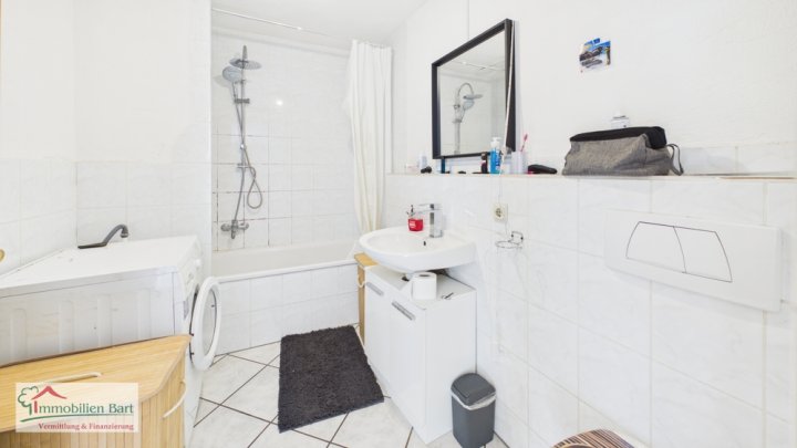 MERZIG-HARLINGEN: 5 FAMILIENHAUS (433 M² WOHNFLÄCHE) IN RUHIGER WOHNLAGE!