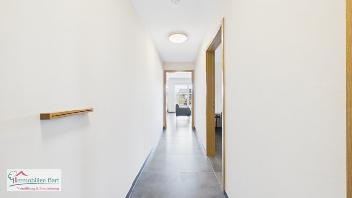 DIREKT AN DER GRENZE L-REMICH: 76 M² WOHNUNG / TERRASSE / GARAGE / STELLPLATZ