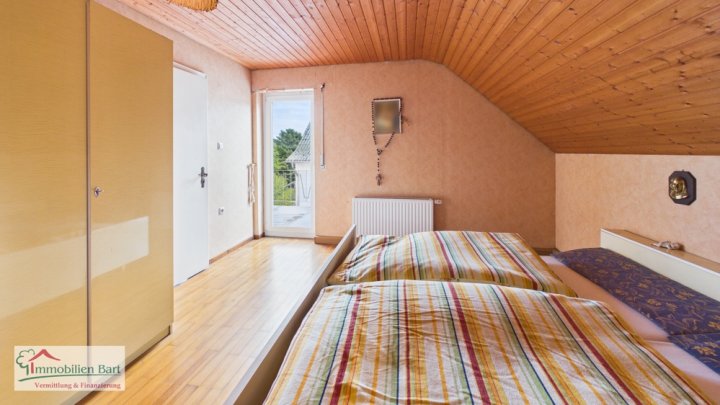 GRENZNÄHE: WOHNHAUS MIT 2 WOHNUNGEN / TOP LAGE AM WALDRAND IN FREUDENBURG!