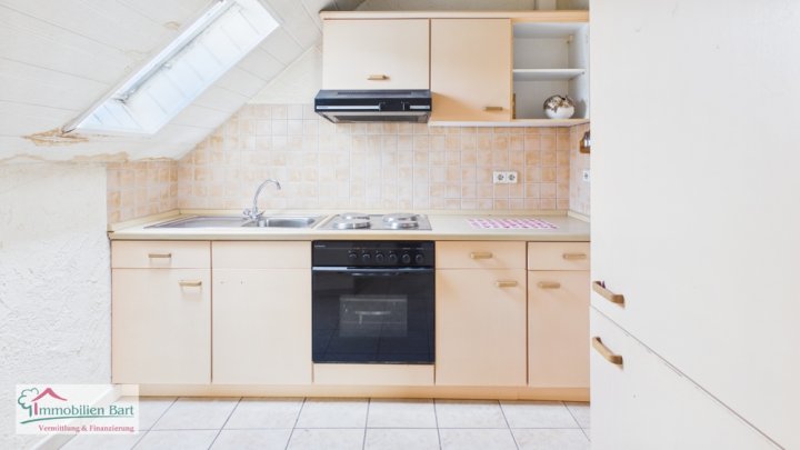 GRENZNÄHE: WOHNHAUS MIT 2 WOHNUNGEN / TOP LAGE AM WALDRAND IN FREUDENBURG!