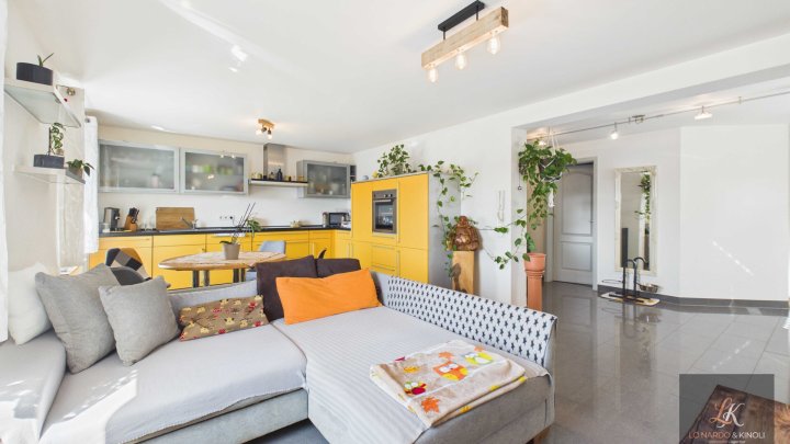 Kernsaniertes Einfamilienhaus mit Einliegerwohnung und Fernblick über Quierschied