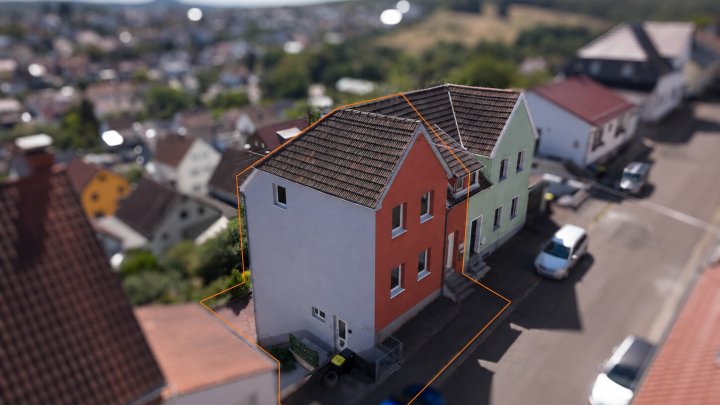 Kernsaniertes Einfamilienhaus mit Einliegerwohnung und Fernblick über Quierschied