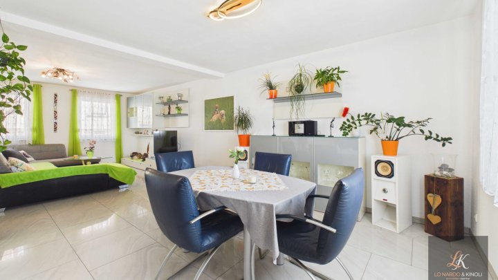 Kernsaniertes Einfamilienhaus mit Einliegerwohnung und Fernblick über Quierschied
