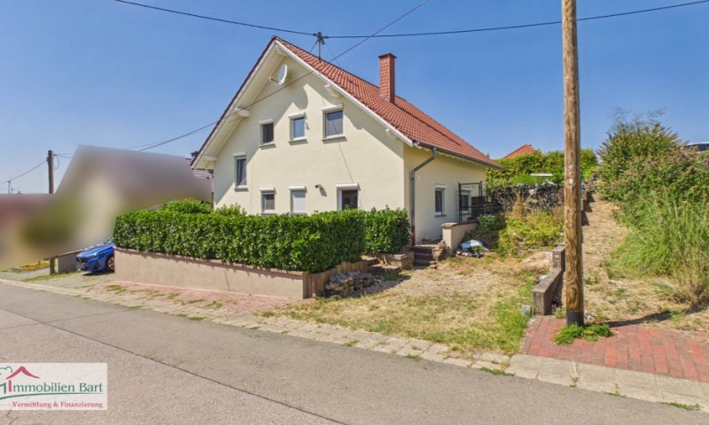 NEUWERTIGES WOHNHAUS MIT 34 M² GARAGE IN TOP WOHNLAGE, 10 MIN. VON DER LUX. GRENZE