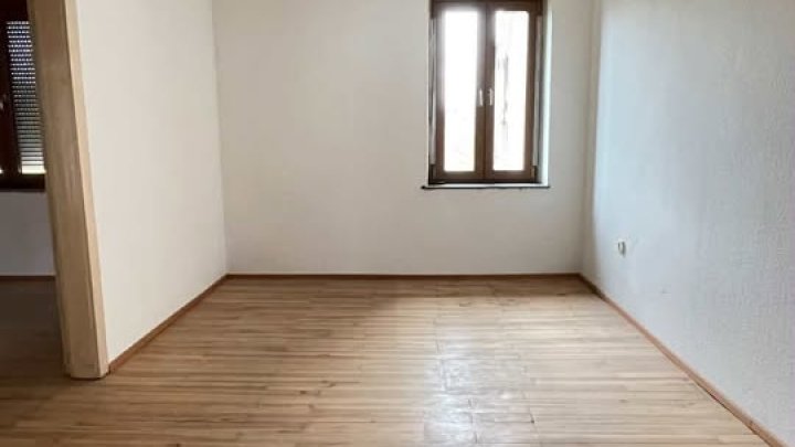 1.474 m² in Saarlouis-Lisdorf. Platz für große Pläne