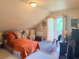 Schlafzimmer 2 mit Ausgang Balkon