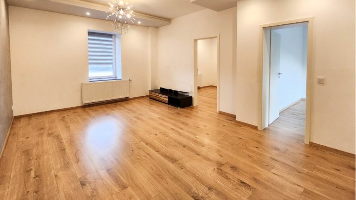Moderne 4-Zimmer Wohnung in Damflos