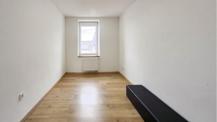 Moderne 4-Zimmer Wohnung in Damflos