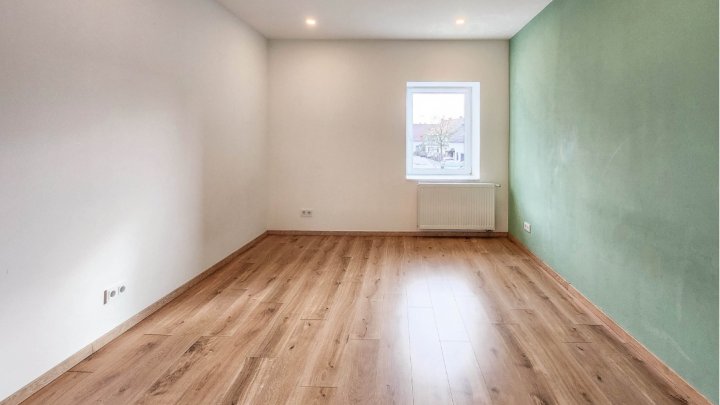 Moderne 4-Zimmer Wohnung in Damflos