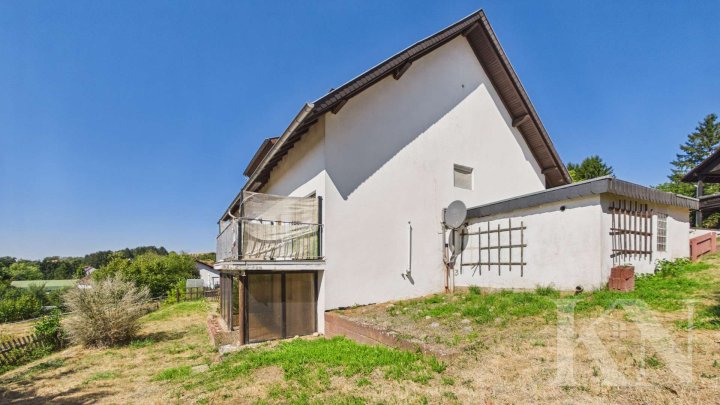 Zwei Wohneinheiten, ein Zuhause – vielseitiges Wohnhaus mit Renovierungspotenzial