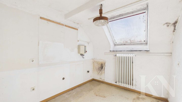 Zwei Wohneinheiten, ein Zuhause – vielseitiges Wohnhaus mit Renovierungspotenzial