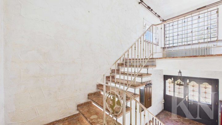 Zwei Wohneinheiten, ein Zuhause – vielseitiges Wohnhaus mit Renovierungspotenzial