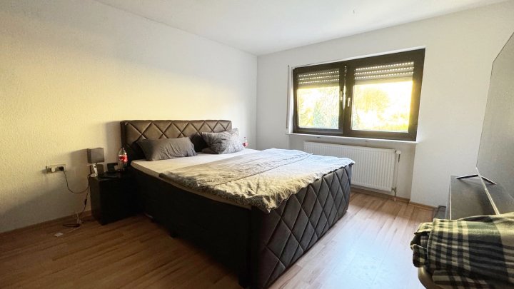 Gepflegte Doppelhaushälfte mit Garage in St. Ingbert -Oberwürzbach!