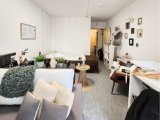 2 Wohn- und Schlafzimmer mit Zugang zur Terrasse