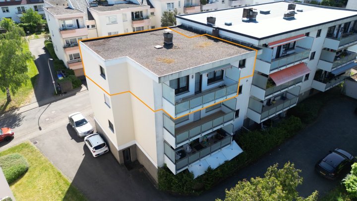 Großzügige Wohnung mit Balkon und Garage in Saarbrücken auf dem Rotenbühl