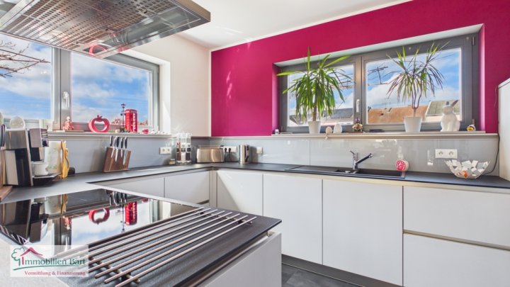 GRENZE LUXEMBURG: MODERNES WOHNHAUS / 4 SCHLAFZ. /GARTEN / DOPPELGARAGE