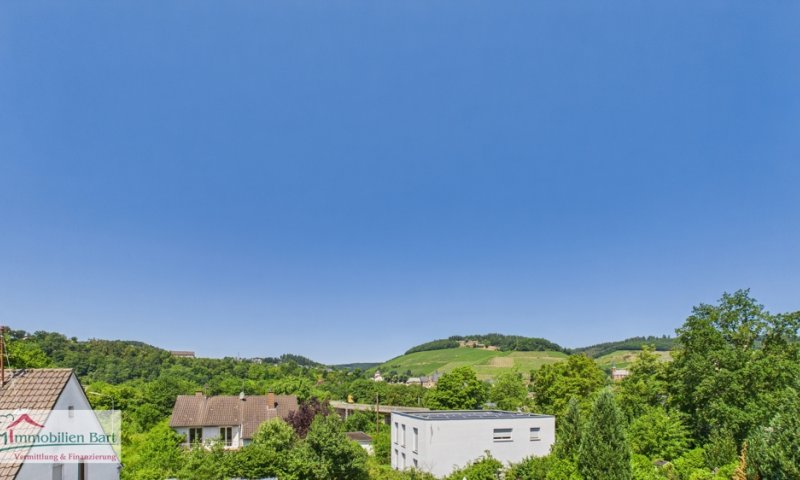 ALTERSGERECHTES WOHNEN! PENTHOUSE MIT GARAGE, WEITBLICK UND KOMFORT!
