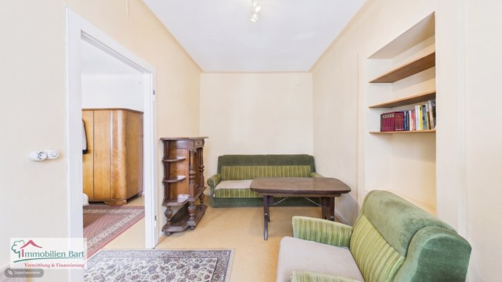 PERL: GEPFLEGTES WOHNHAUS / 4 SCHLAFZIMMER/ 2 BÄDER / GARTEN UND GARAGE