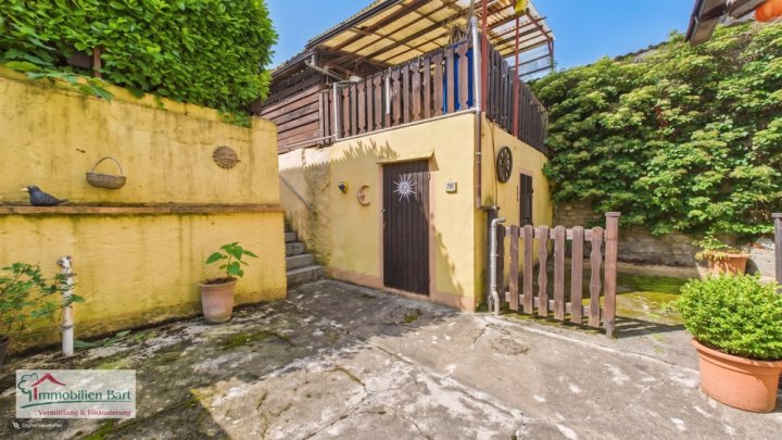 PERL: GEPFLEGTES WOHNHAUS / 4 SCHLAFZIMMER/ 2 BÄDER / GARTEN UND GARAGE