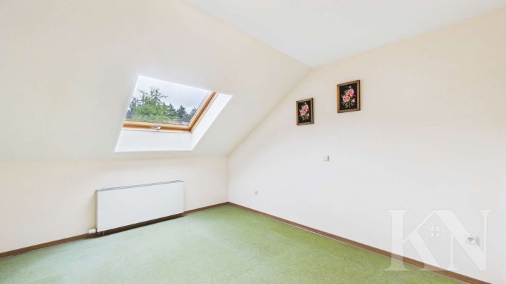 Großzügiges Wohnen in Besseringen Ein – / Zweifamilienhaus