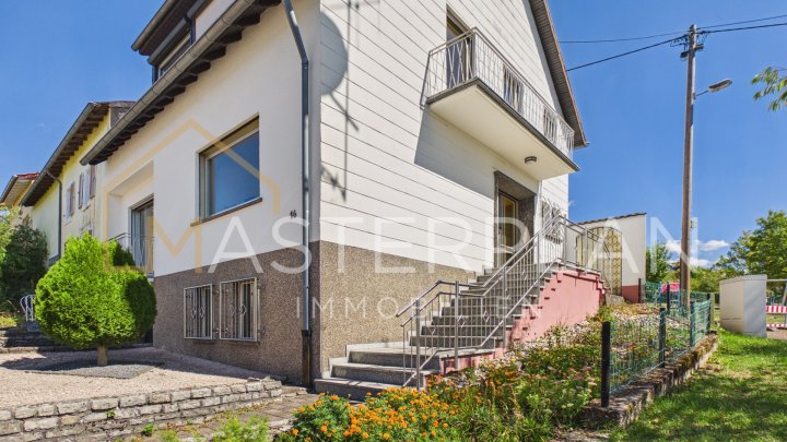 Ein- Zweifamilienhaus in Kerlingen mit Platz für die ganze Familie!