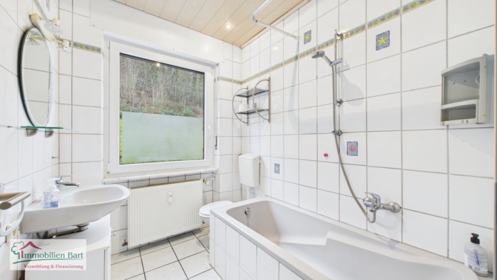 MERZIG: STADTNAHE DUPLEX-WOHNUNG MIT 3 SCHLAFZIMMERN!
