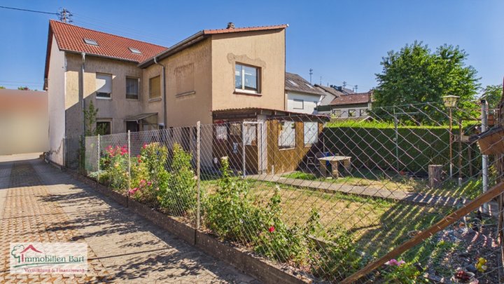 ORSCHOLZ: EINFAMILIENHAUS / GARTEN / GARAGE / VIELFÄLTIGE NUTZUNGSMÖGLICHKEITEN