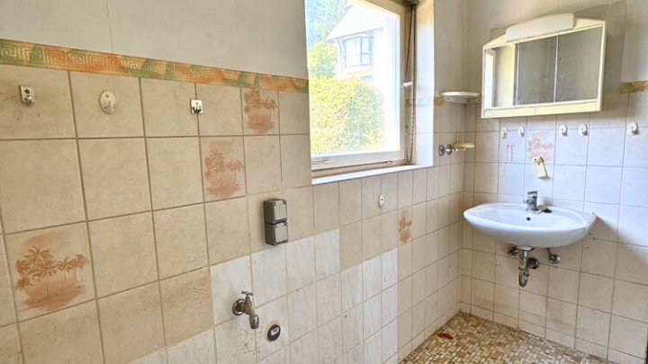 1-2 Familienhaus in Top-Lage auf der Bellevue. Sackgasse am Waldrand