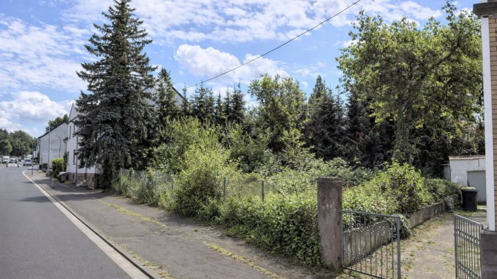 Baugrundstück in zentraler Lage von  Neunkirchen-Wellesweiler